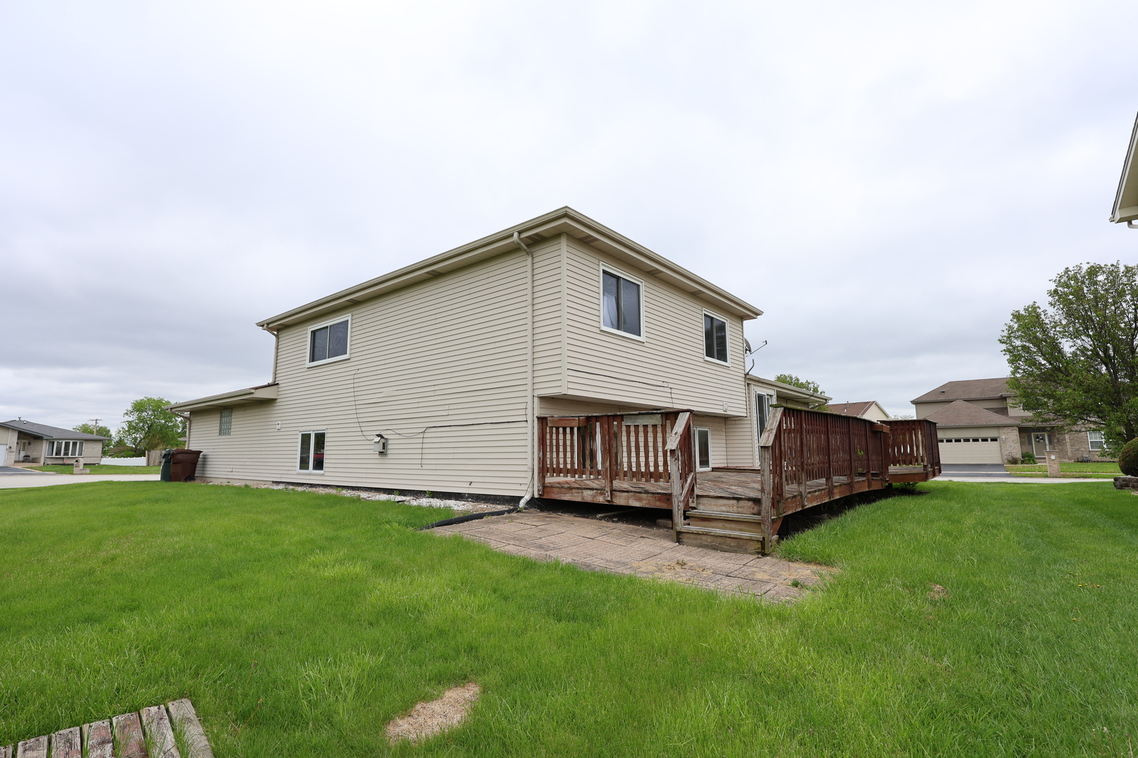 5011 FAIROAKS Court, Country Club Hills, IL 60478