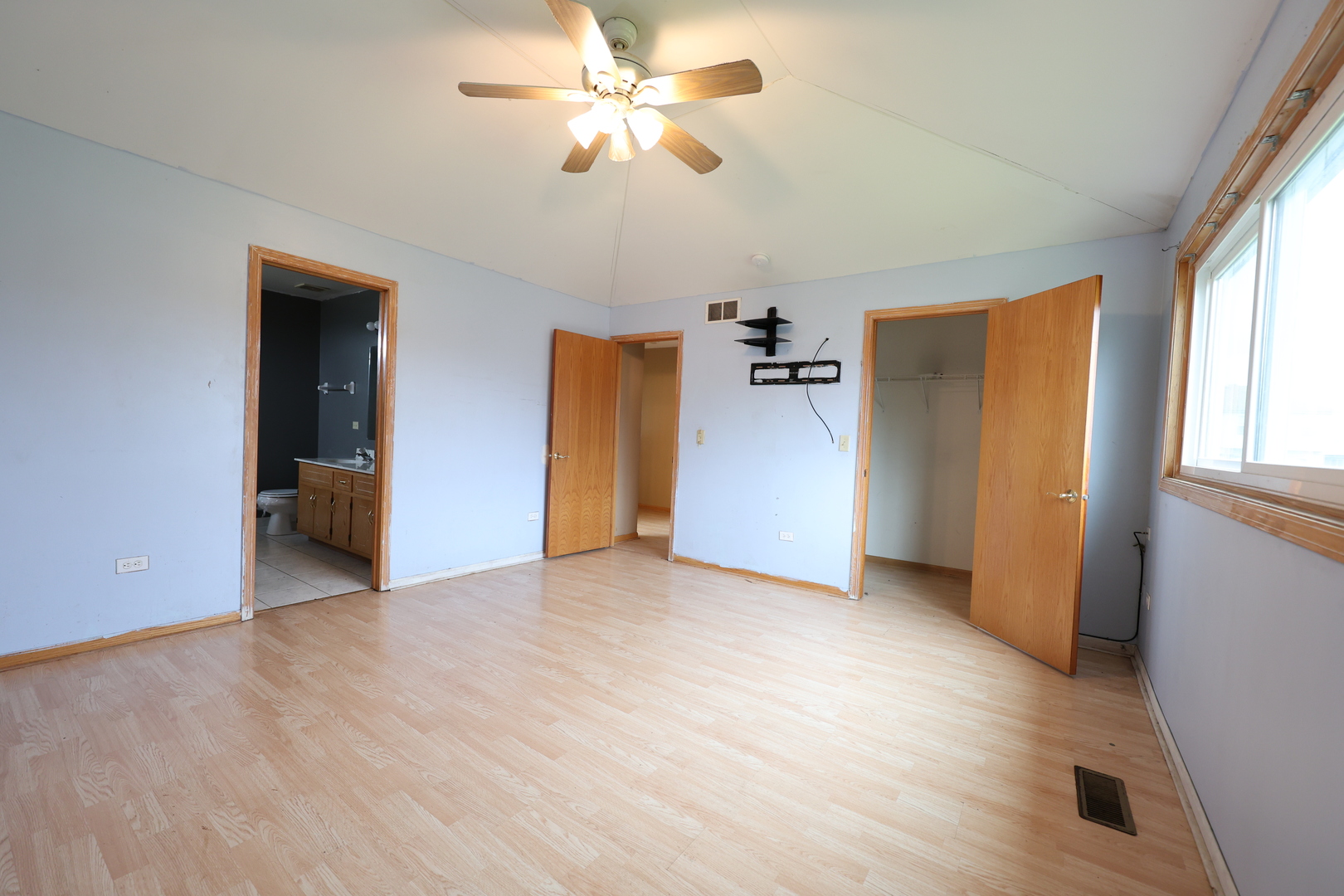 5011 FAIROAKS Court, Country Club Hills, IL 60478