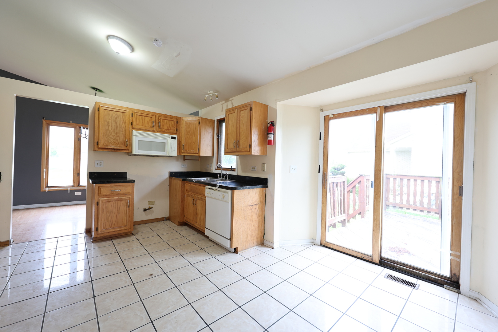 5011 FAIROAKS Court, Country Club Hills, IL 60478