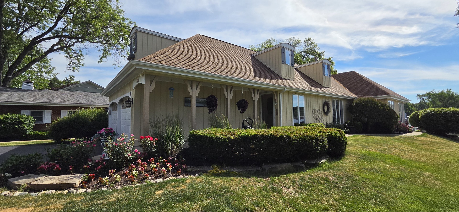 716 S Riverside Drive, McHenry, IL 60050