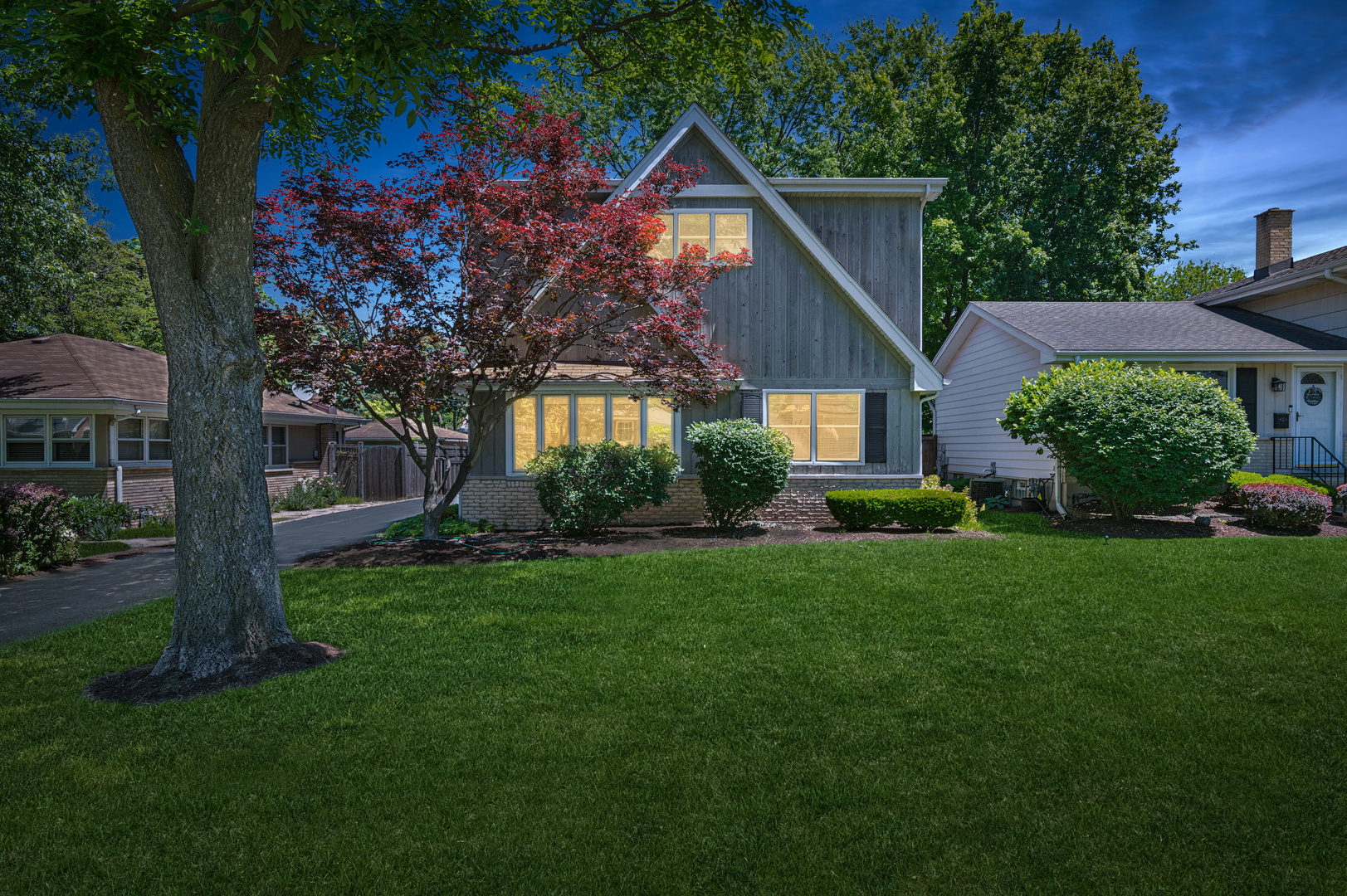 4405 Prospect Avenue, Downers Grove, IL 60515