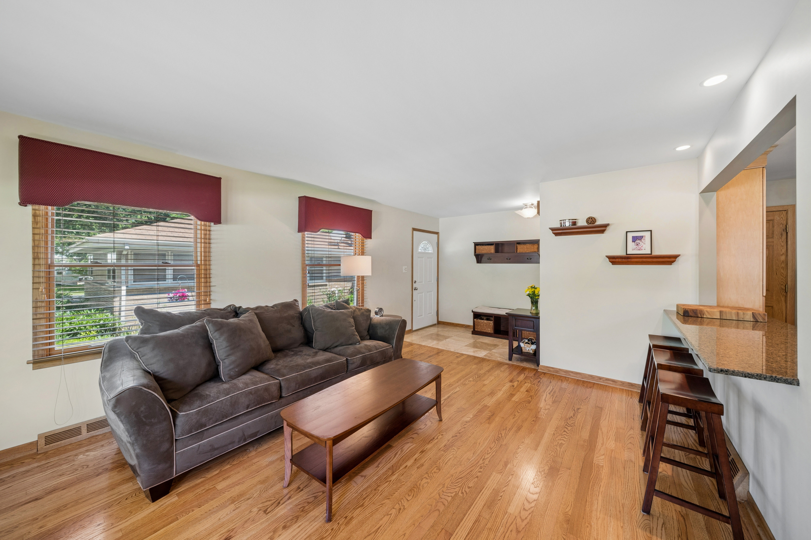 4405 Prospect Avenue, Downers Grove, IL 60515