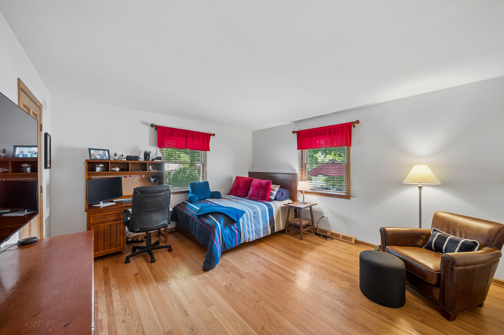 4405 Prospect Avenue, Downers Grove, IL 60515