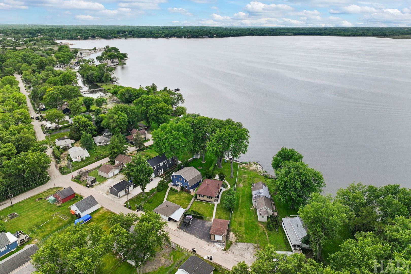 39225 N Shore Avenue, Antioch, IL 60002