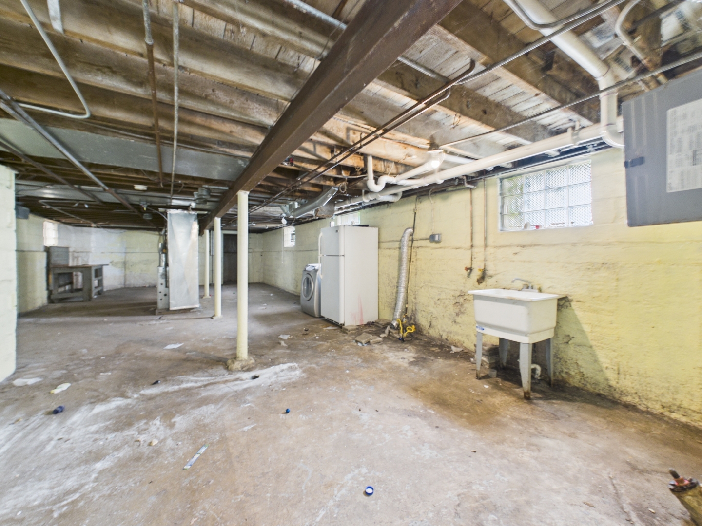 12047 S Michigan Avenue, Chicago, IL 60628