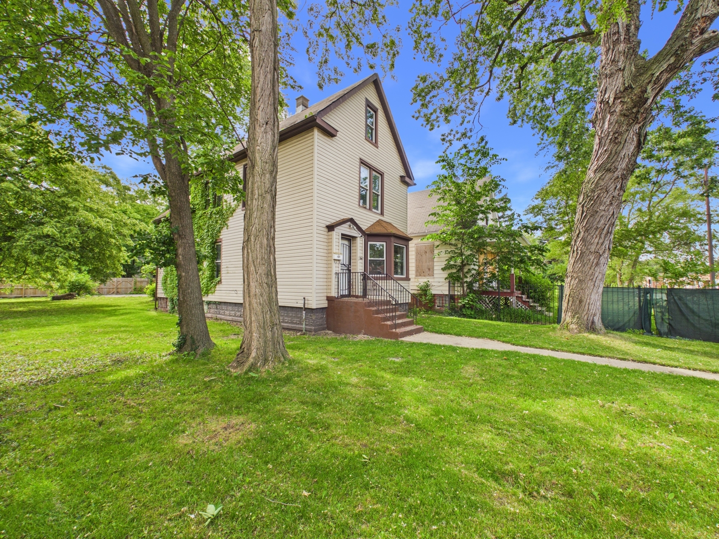12047 S Michigan Avenue, Chicago, IL 60628