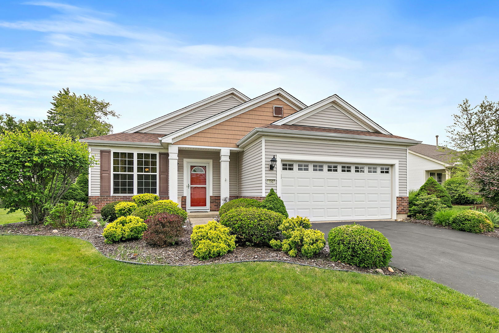 11507 Stonewater Crossing, Huntley, IL 60142