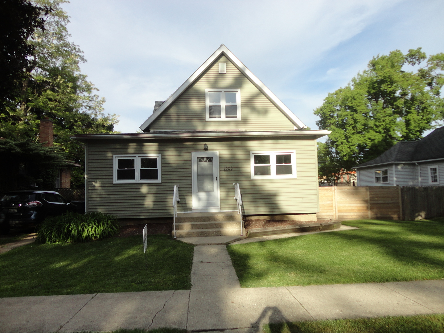 2305 Elisha Avenue, Zion, IL 60099