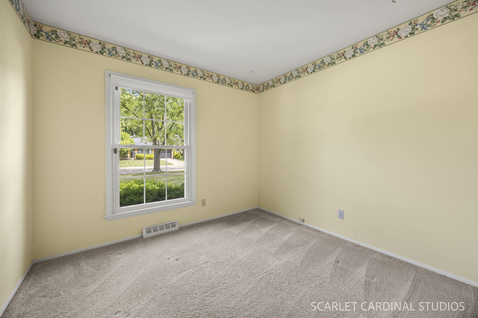 18 Cayman Drive, Montgomery, IL 60538