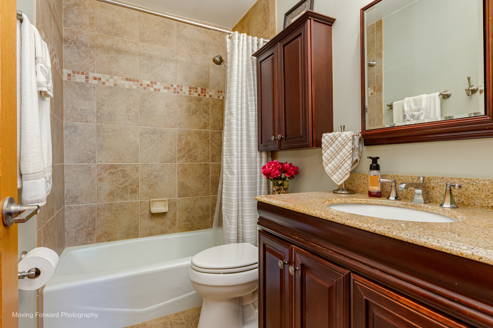 5N484 Abilene Trail, Bloomingdale, IL 60108