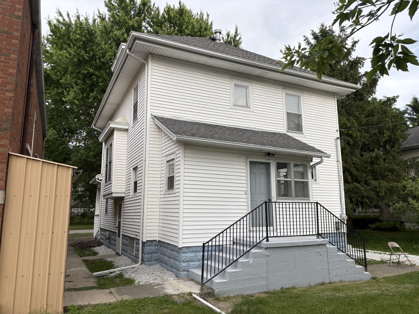 130 S 5'th Street Street, Sheldon, IL 60966