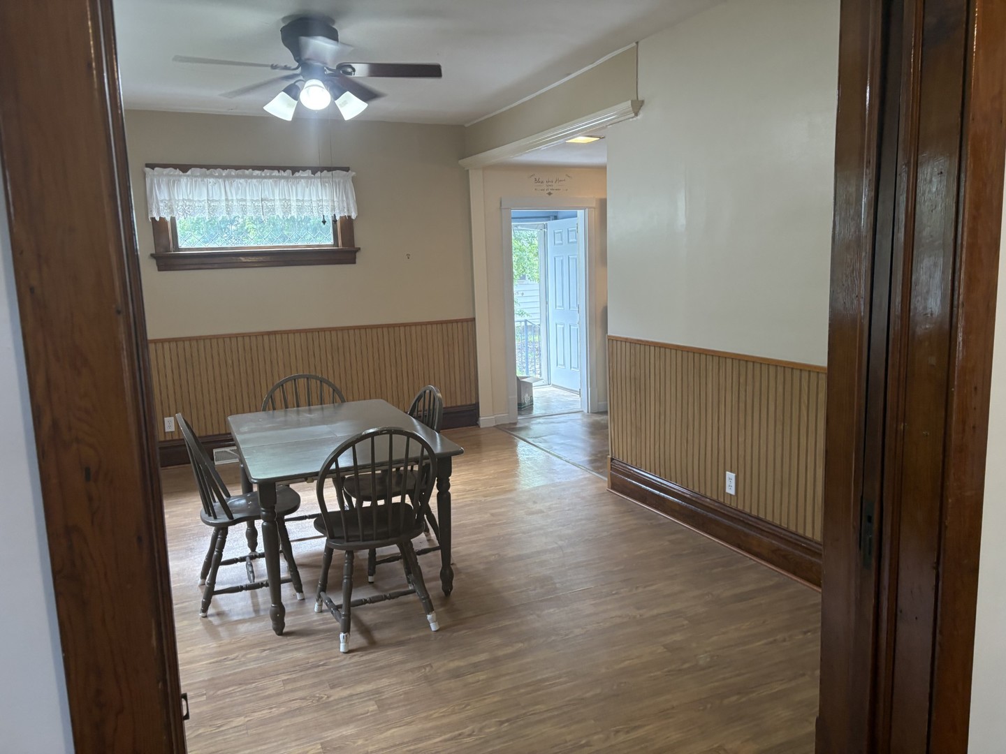 130 S 5'th Street Street, Sheldon, IL 60966