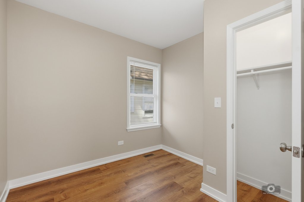 8721 S Constance Avenue, Chicago, IL 60617