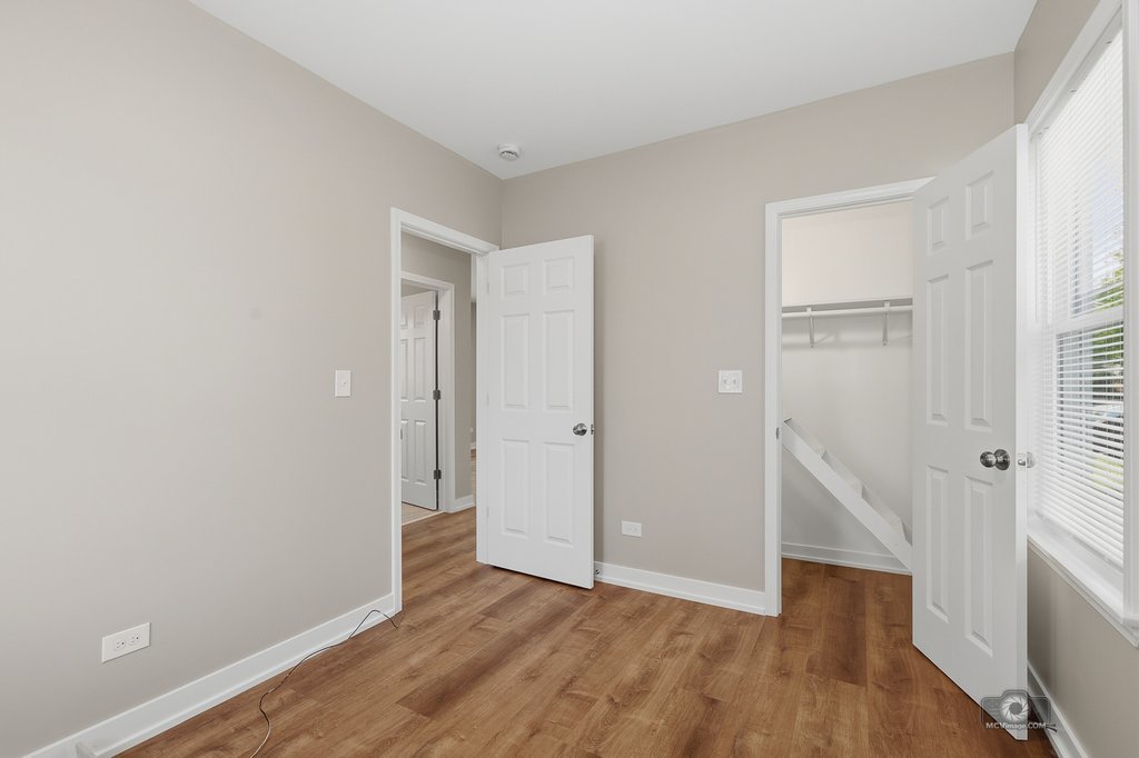 8721 S Constance Avenue, Chicago, IL 60617
