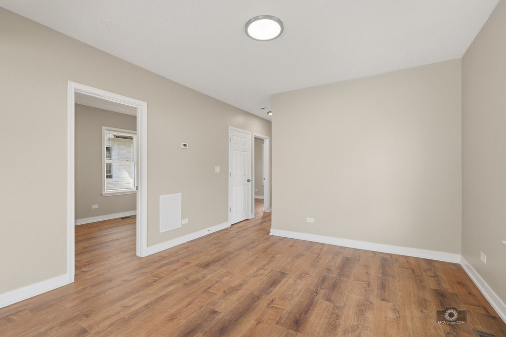 8721 S Constance Avenue, Chicago, IL 60617