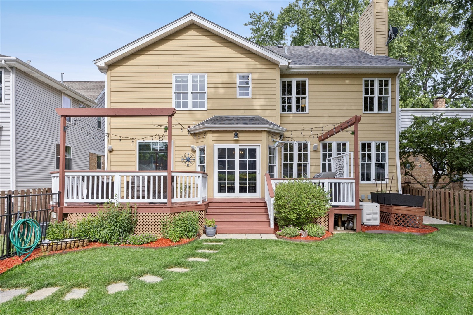 608 9th Avenue, La Grange, IL 60525