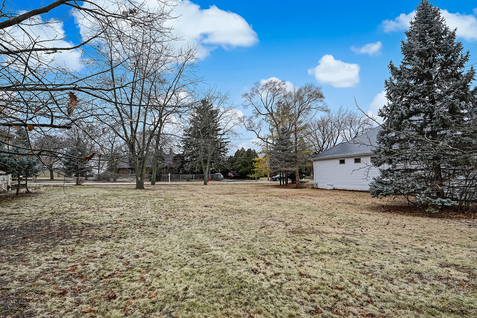 1351 S Ridge Road, Willowbrook, IL 60527