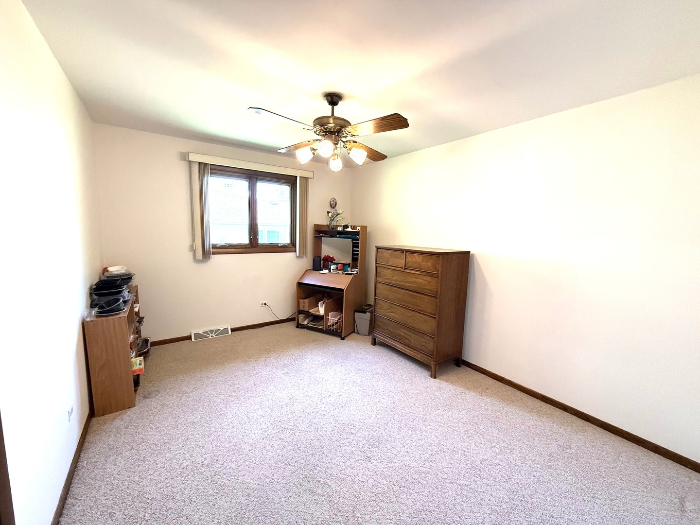 8733 Golfview Drive, Orland Park, IL 60462
