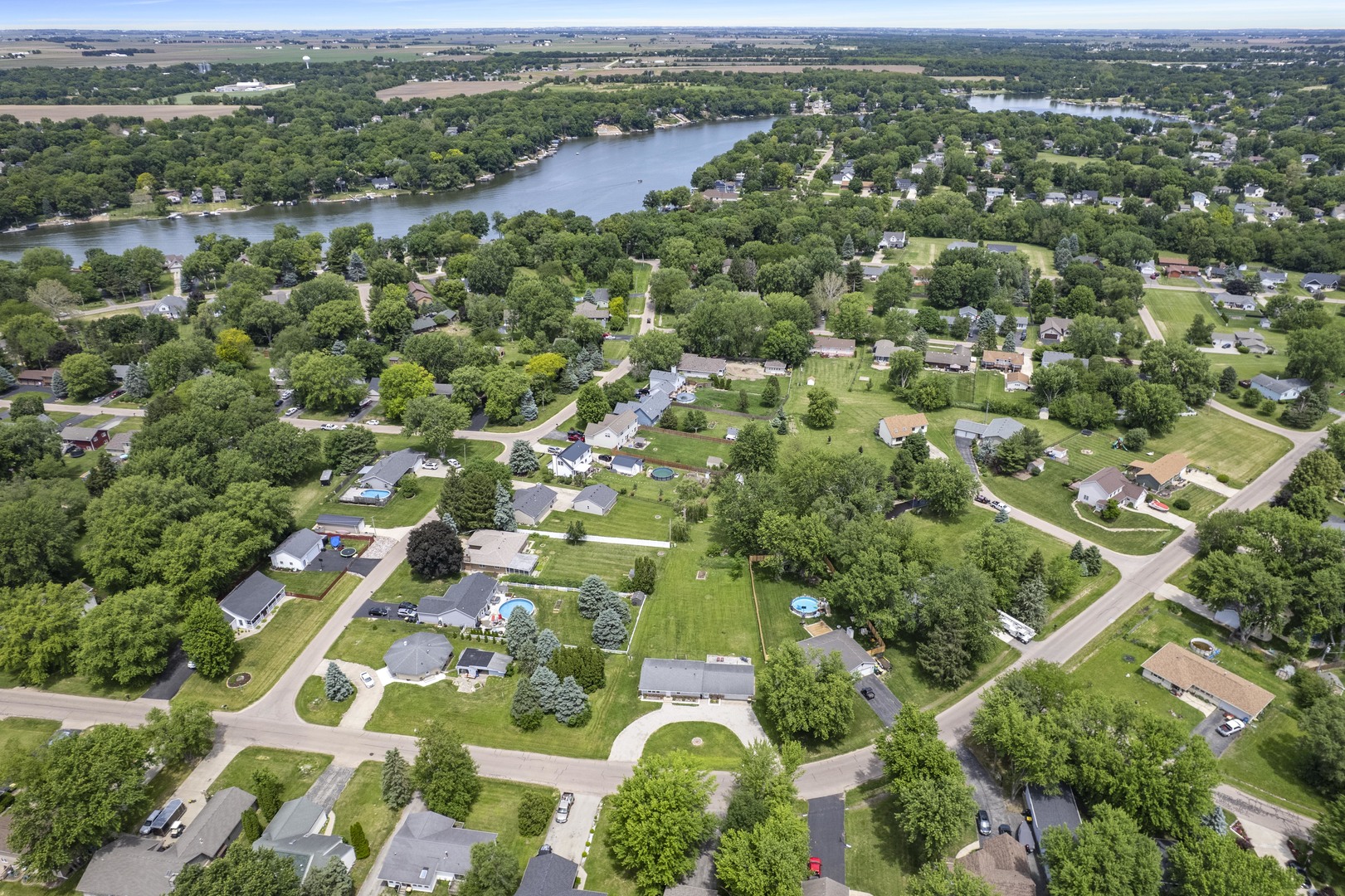 1010 Suzy Street, Sandwich, IL 60548