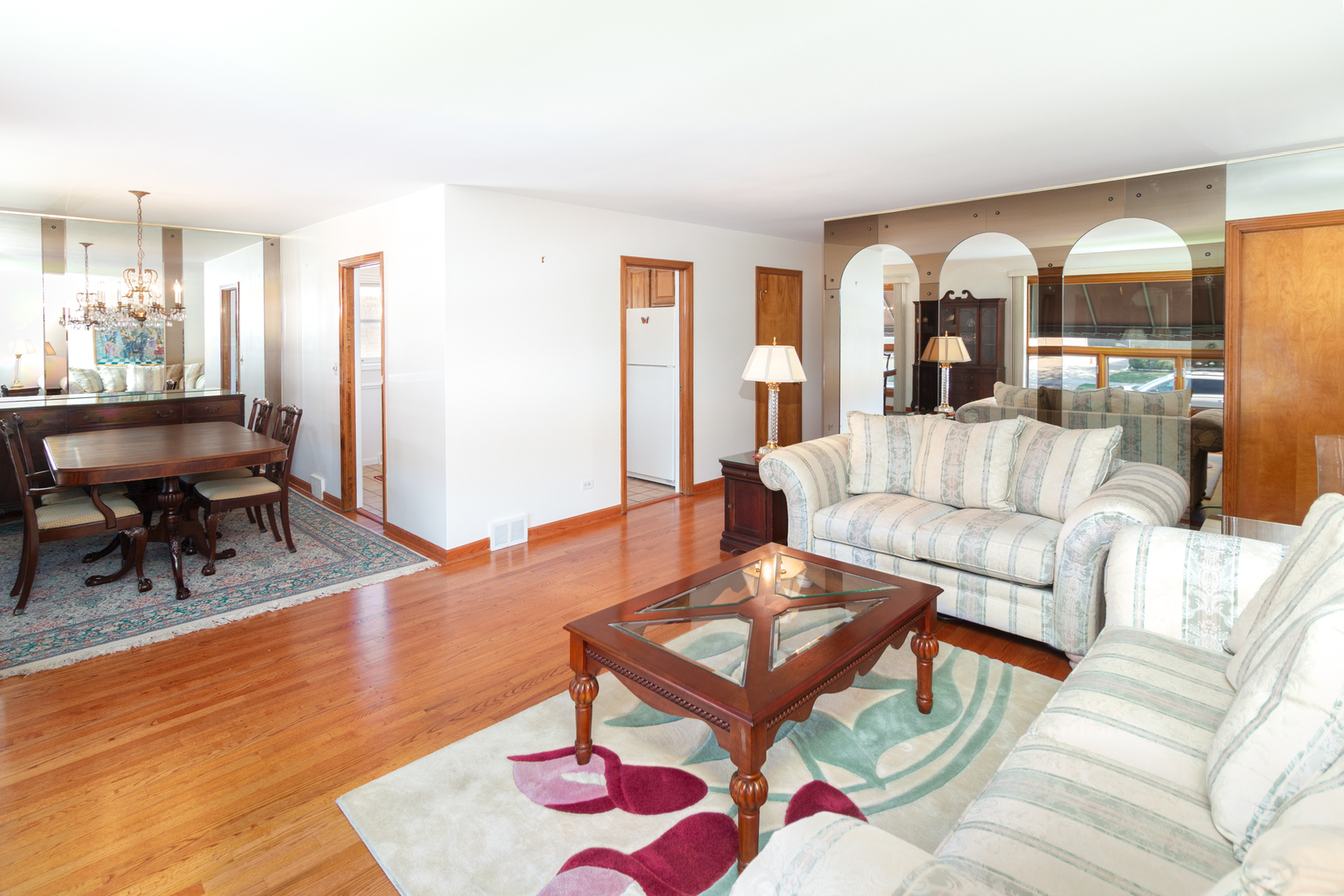 4917 N Nottingham Avenue, Chicago, IL 60656