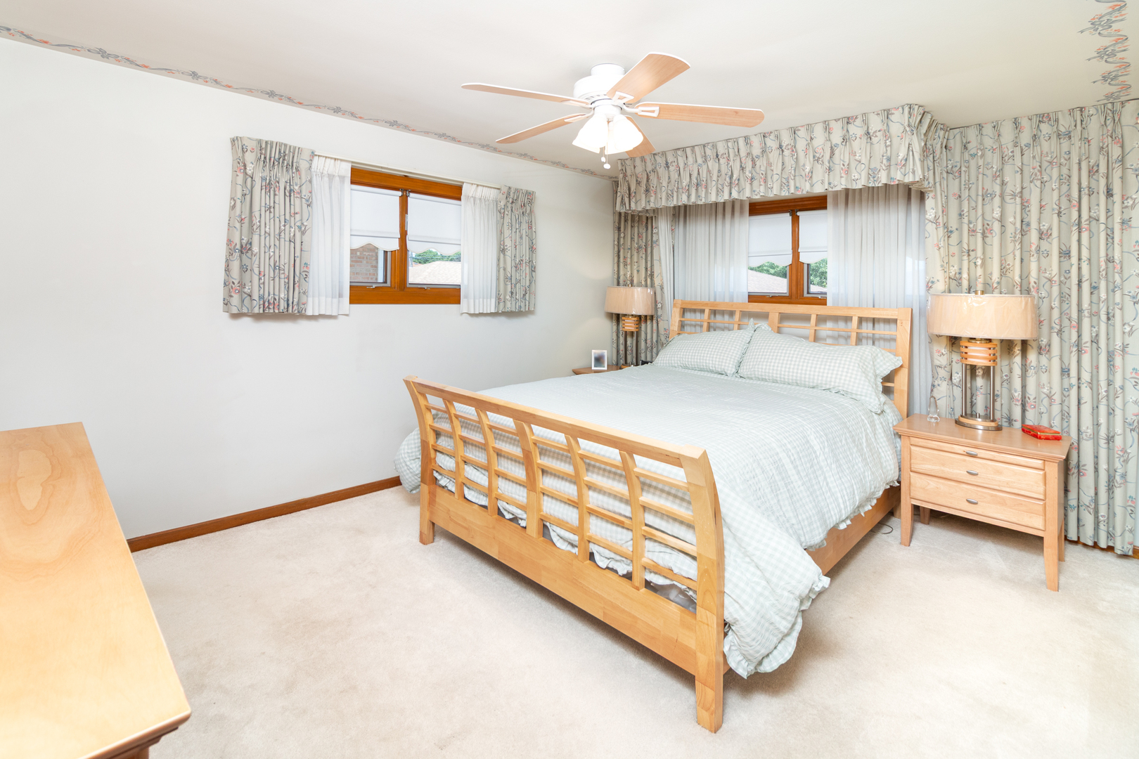 4917 N Nottingham Avenue, Chicago, IL 60656