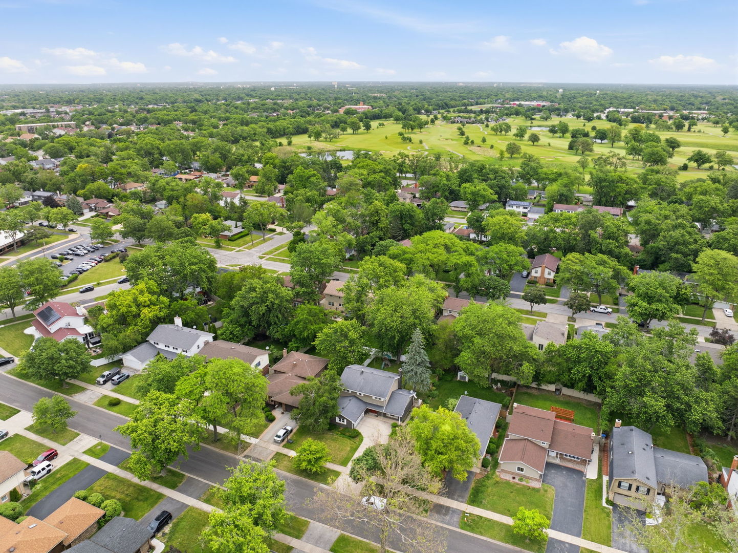 835 Maple Road, Flossmoor, IL 60422
