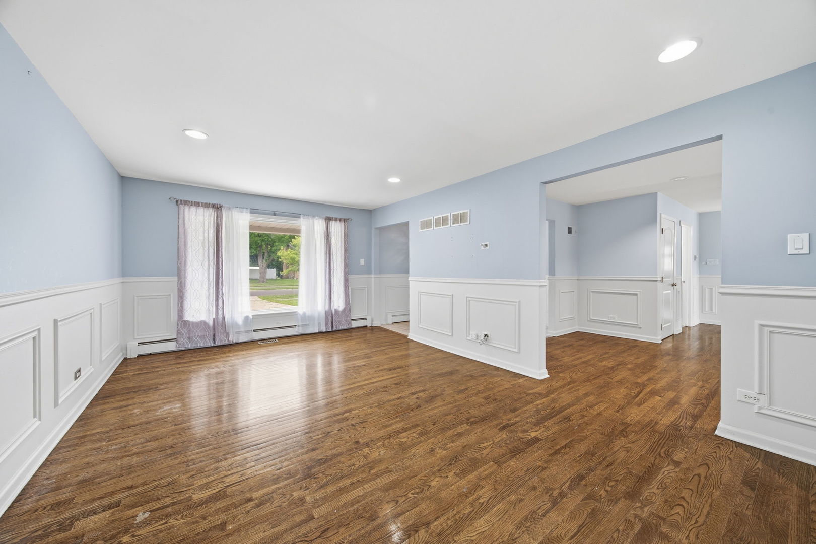 835 Maple Road, Flossmoor, IL 60422