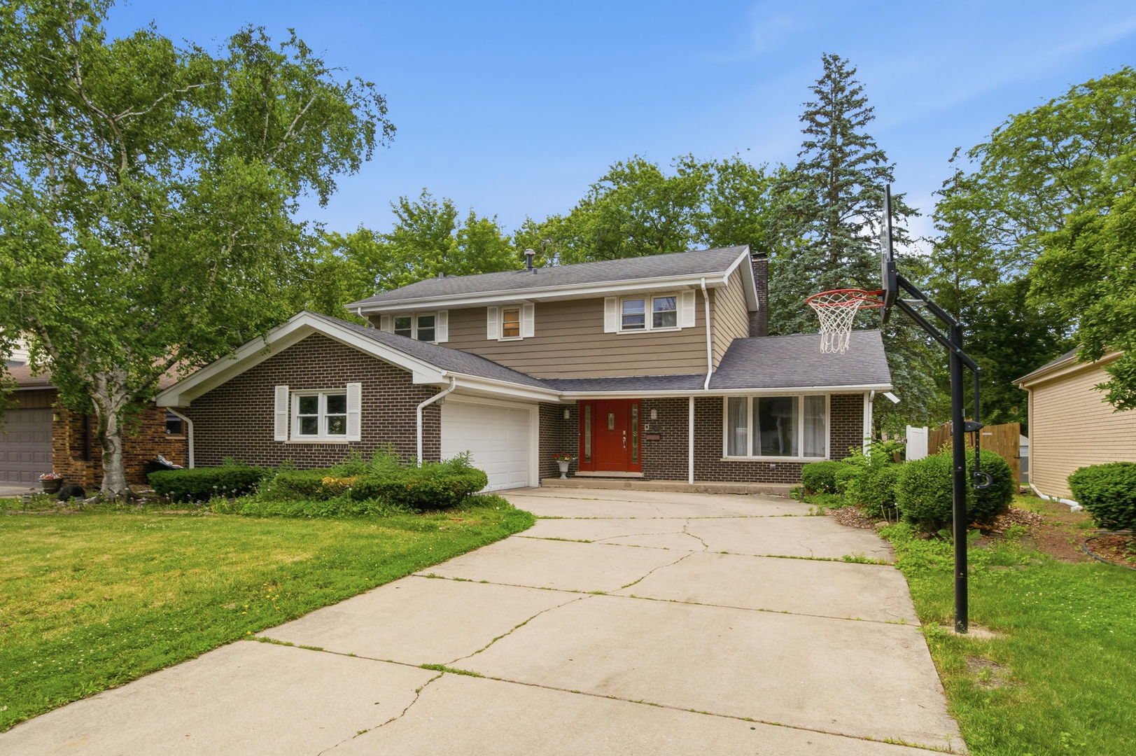 835 Maple Road, Flossmoor, IL 60422