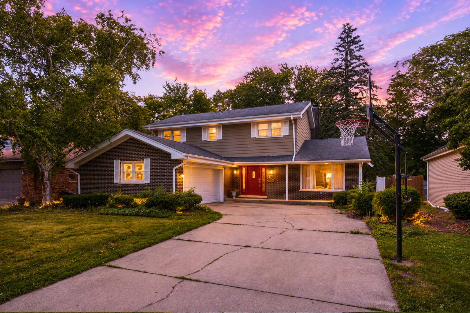 835 Maple Road, Flossmoor, IL 60422