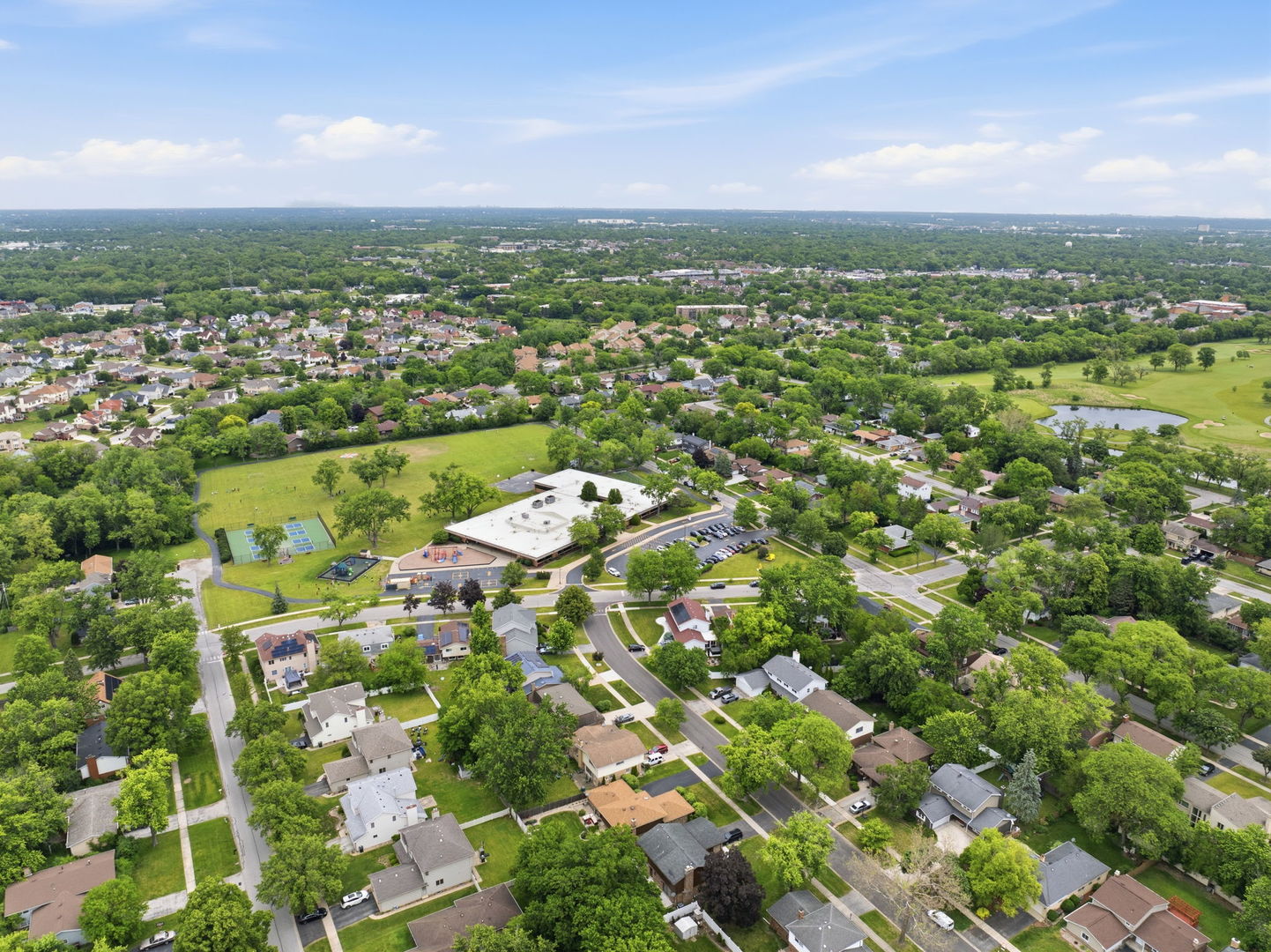 835 Maple Road, Flossmoor, IL 60422