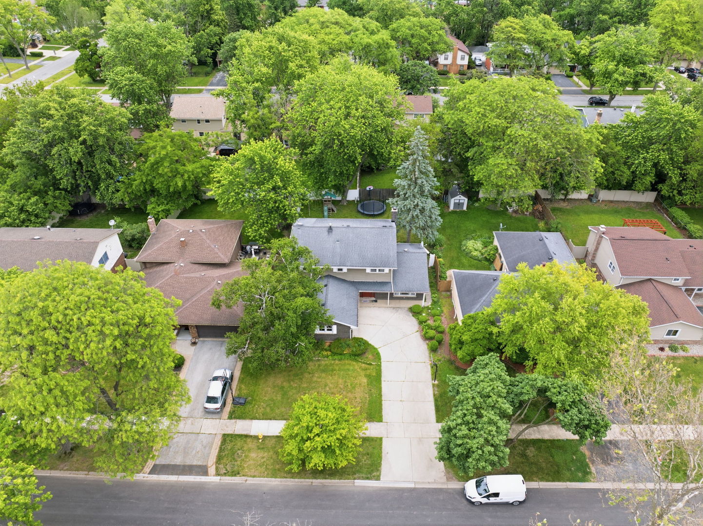 835 Maple Road, Flossmoor, IL 60422