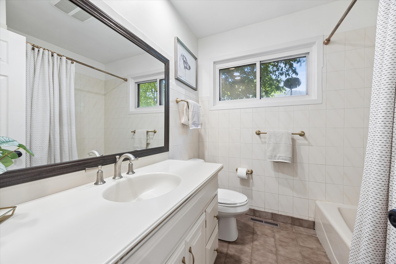 1108 S 6th Street, St. Charles, IL 60174