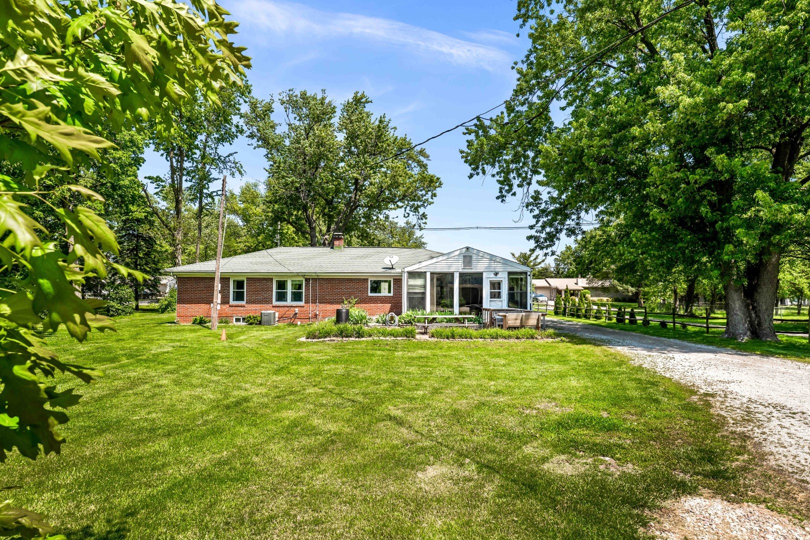 209 Woodrig Road, Bloomington, IL 61704
