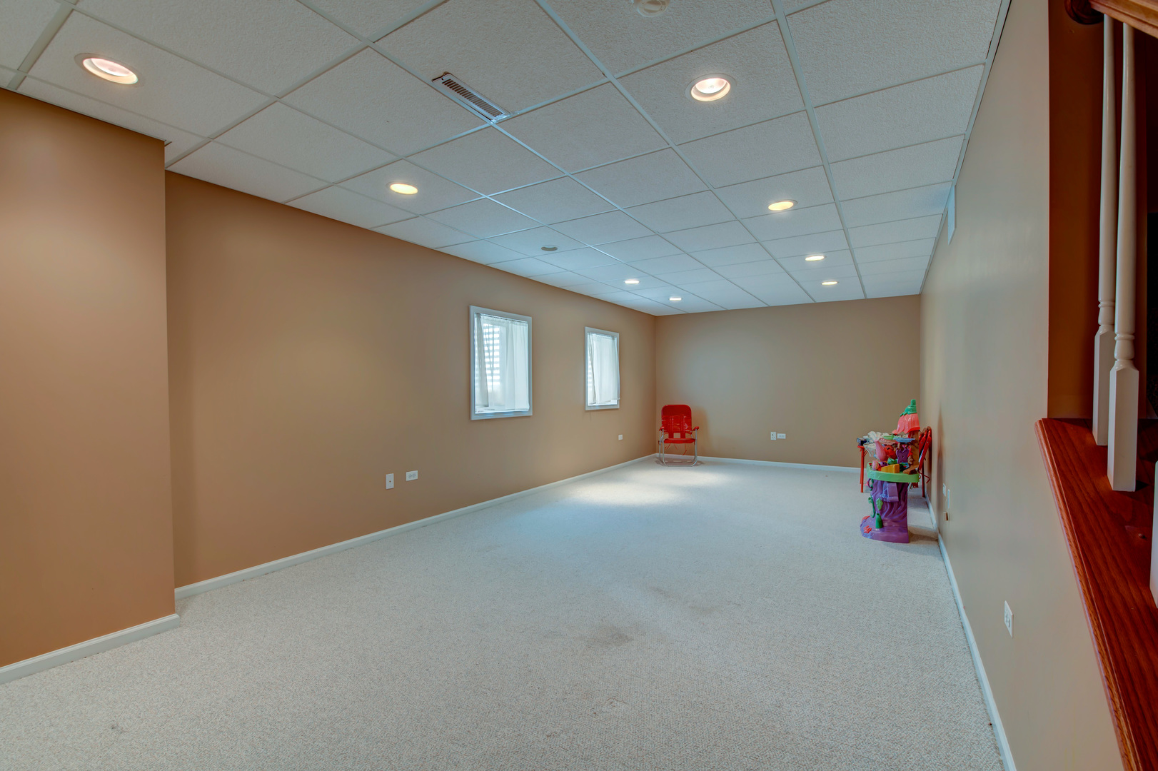 860 Spring Creek Circle, Naperville, IL 60565