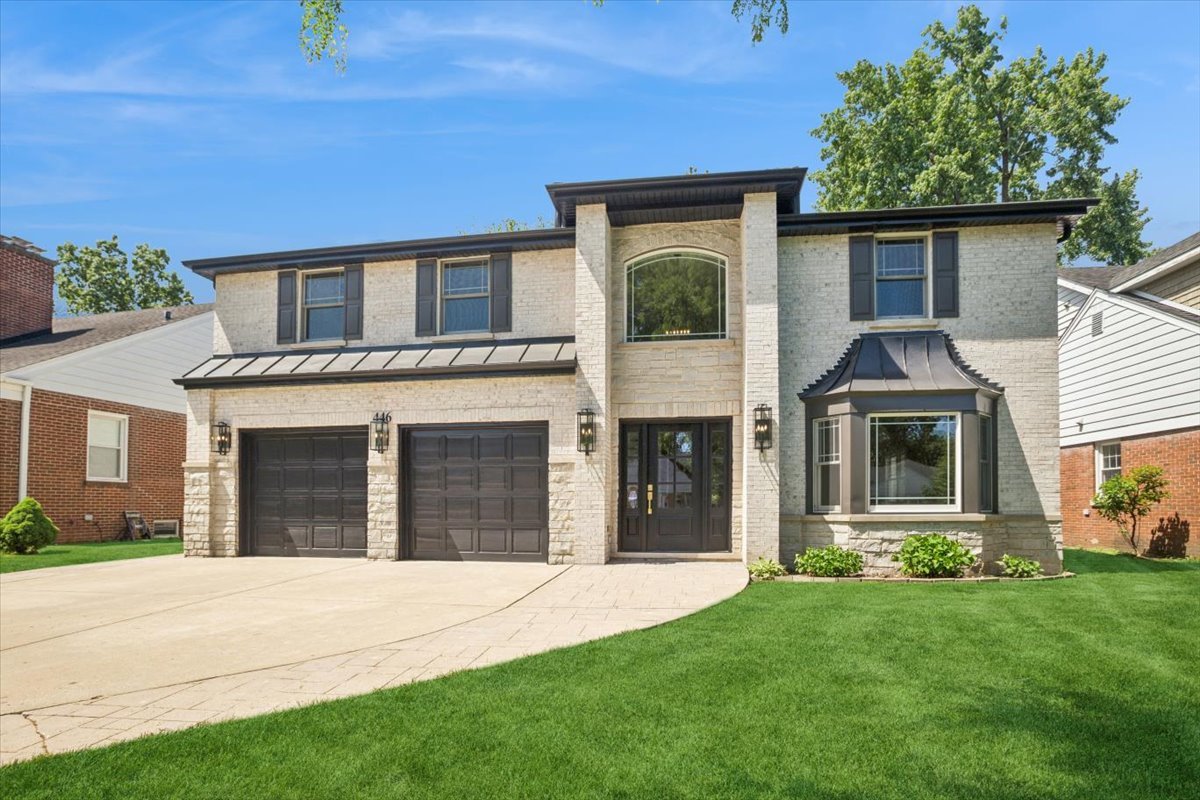 446 S Stratford Avenue, Elmhurst, IL 60126