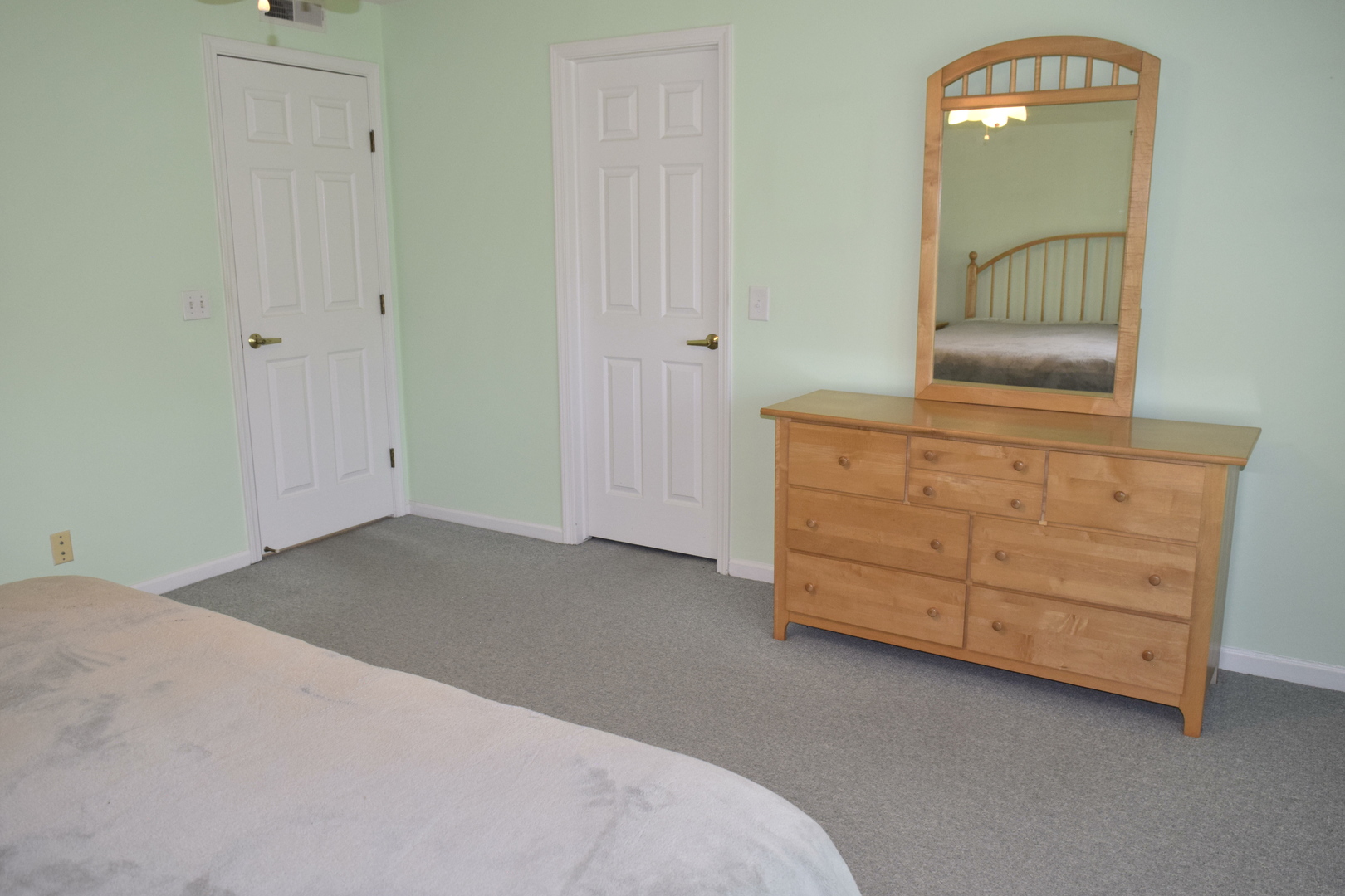 3940 W Bryn Mawr Avenue #402, Chicago, IL 60659