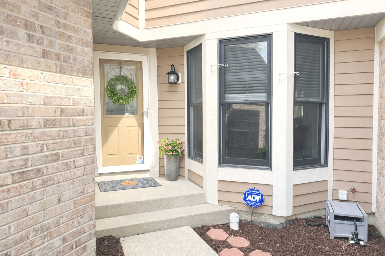 Lombard, IL 60148