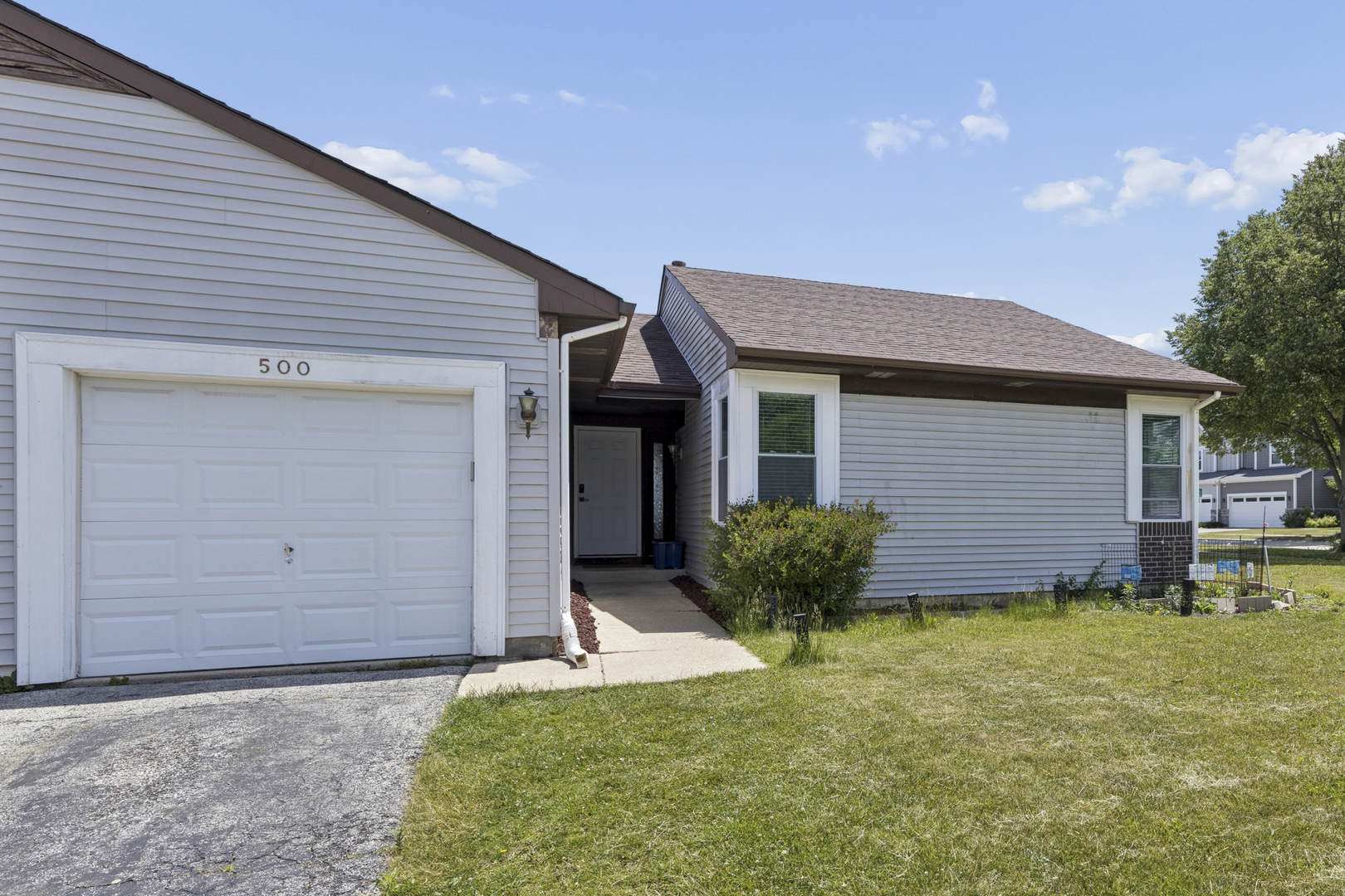 500 Lyon Drive, Buffalo Grove, IL 60089