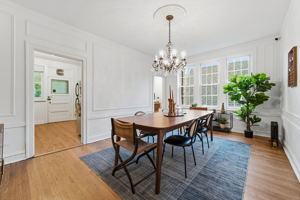 644 W Melrose Street #3E, Chicago, IL 60657