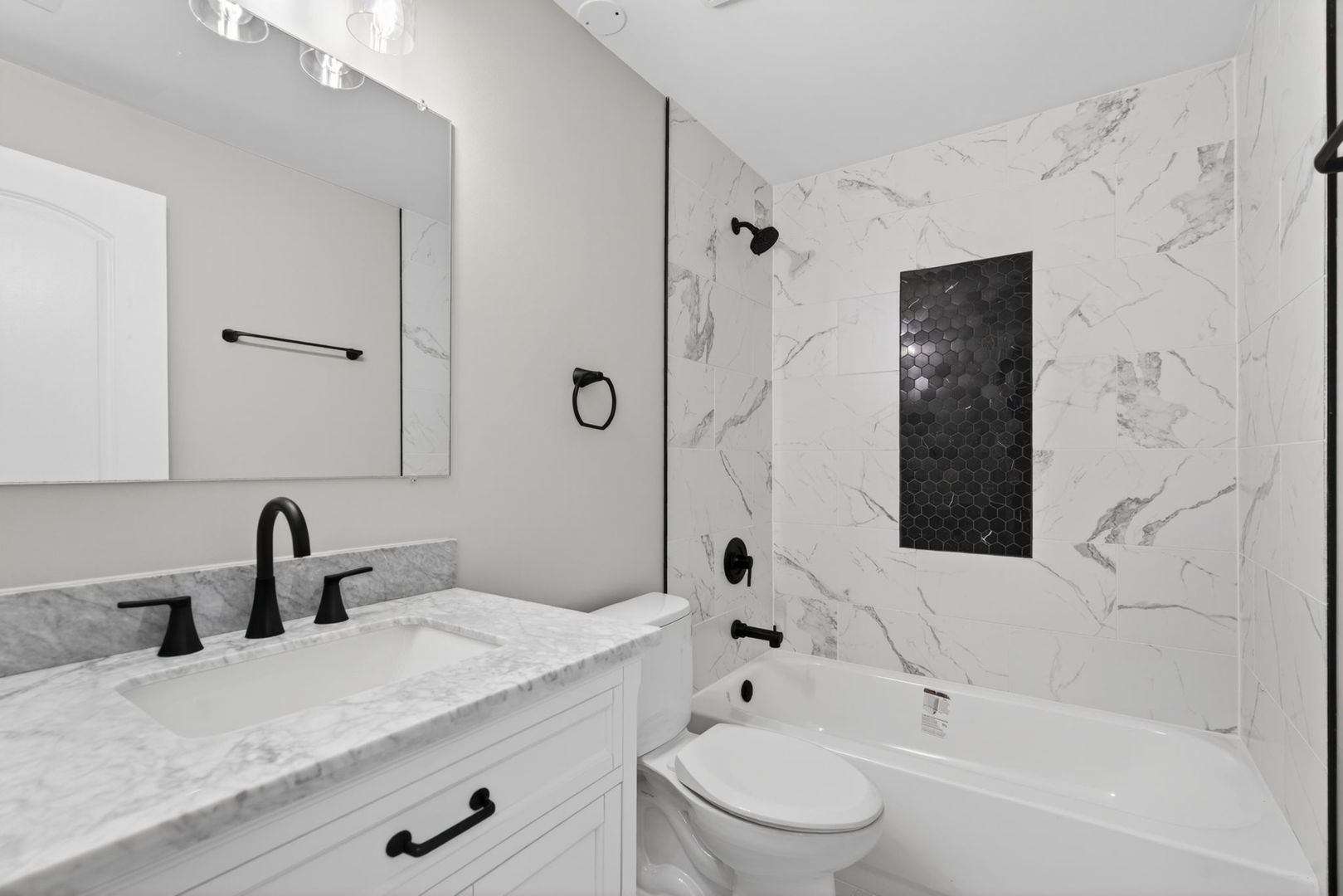 18701 Loras Lane, Country Club Hills, IL 60478