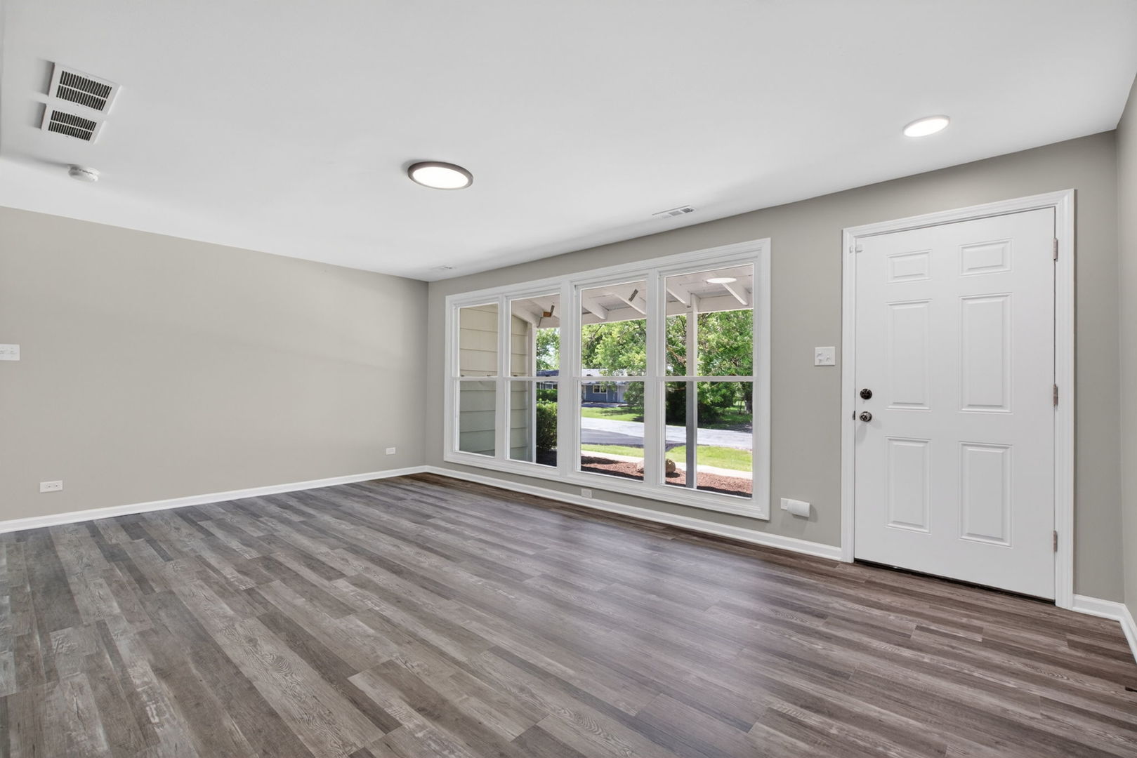 18701 Loras Lane, Country Club Hills, IL 60478