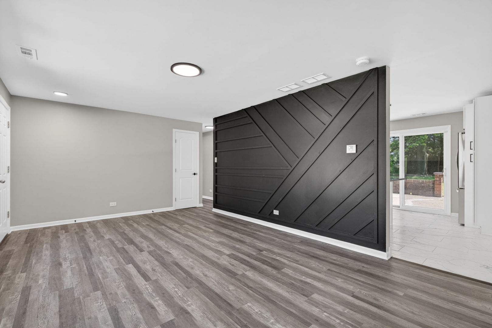 18701 Loras Lane, Country Club Hills, IL 60478