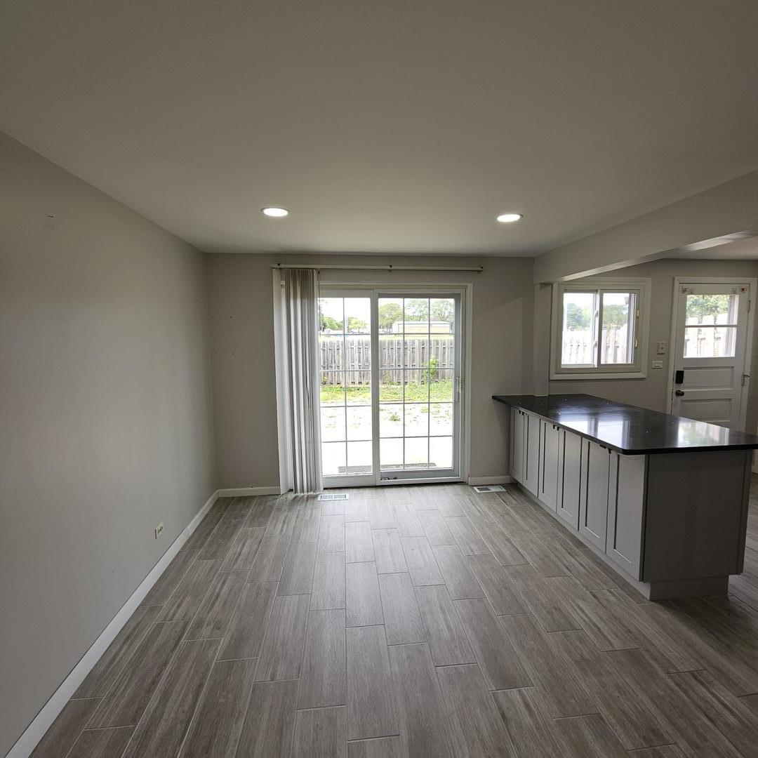 9268 Barberry Lane #0, Des Plaines, IL 60016