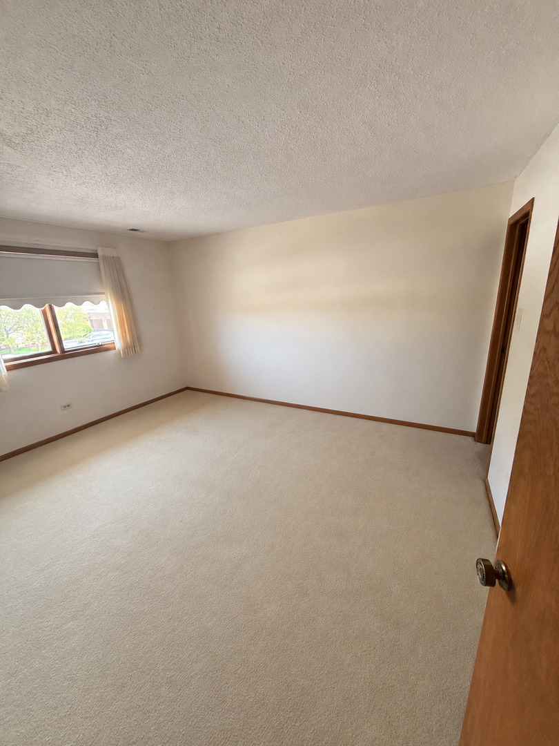 7432 W 153rd Street #3, Orland Park, IL 60462