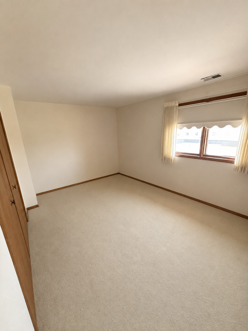 7432 W 153rd Street #3, Orland Park, IL 60462