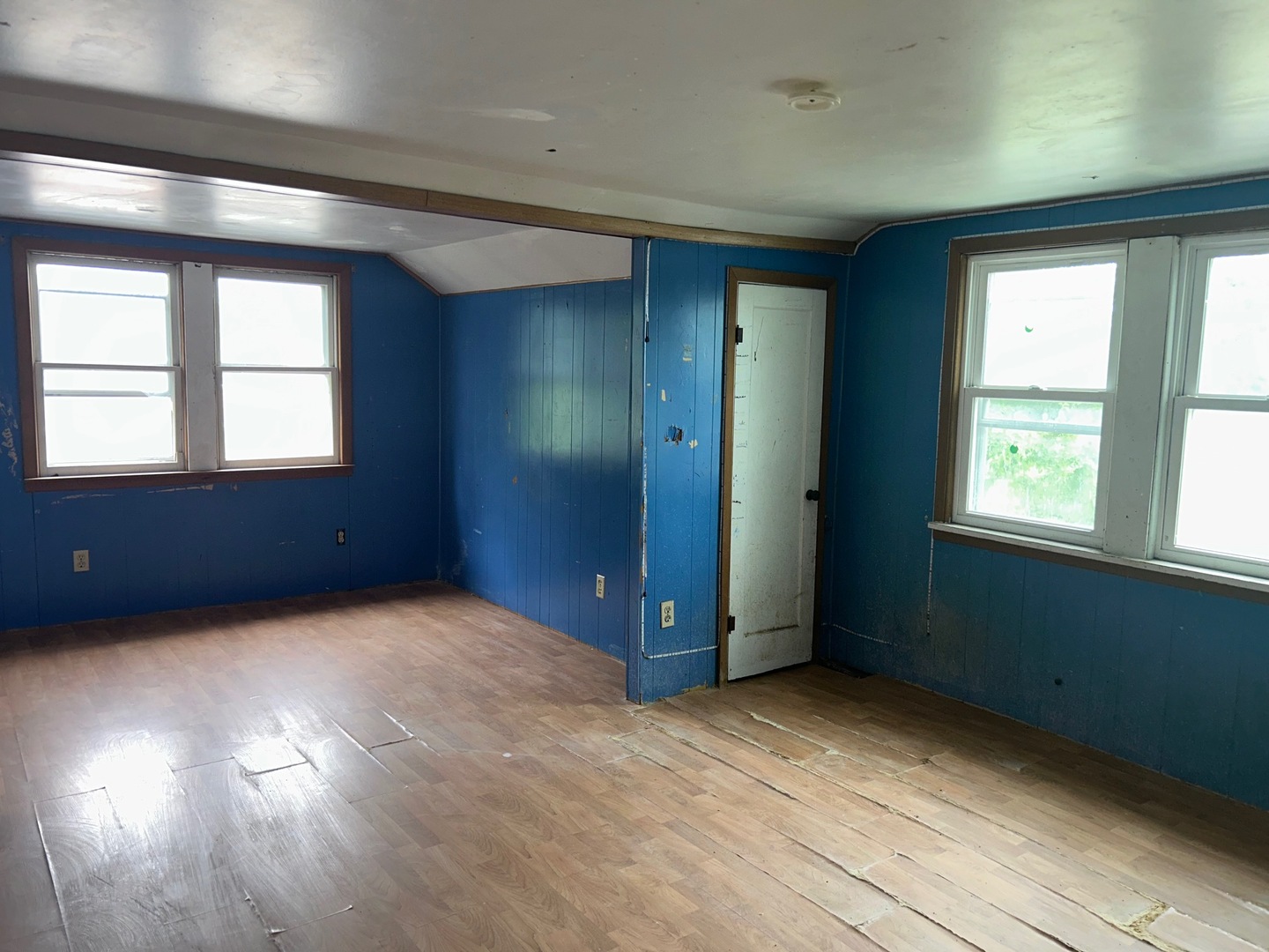 3673 Randolph Street, Lansing, IL 60438
