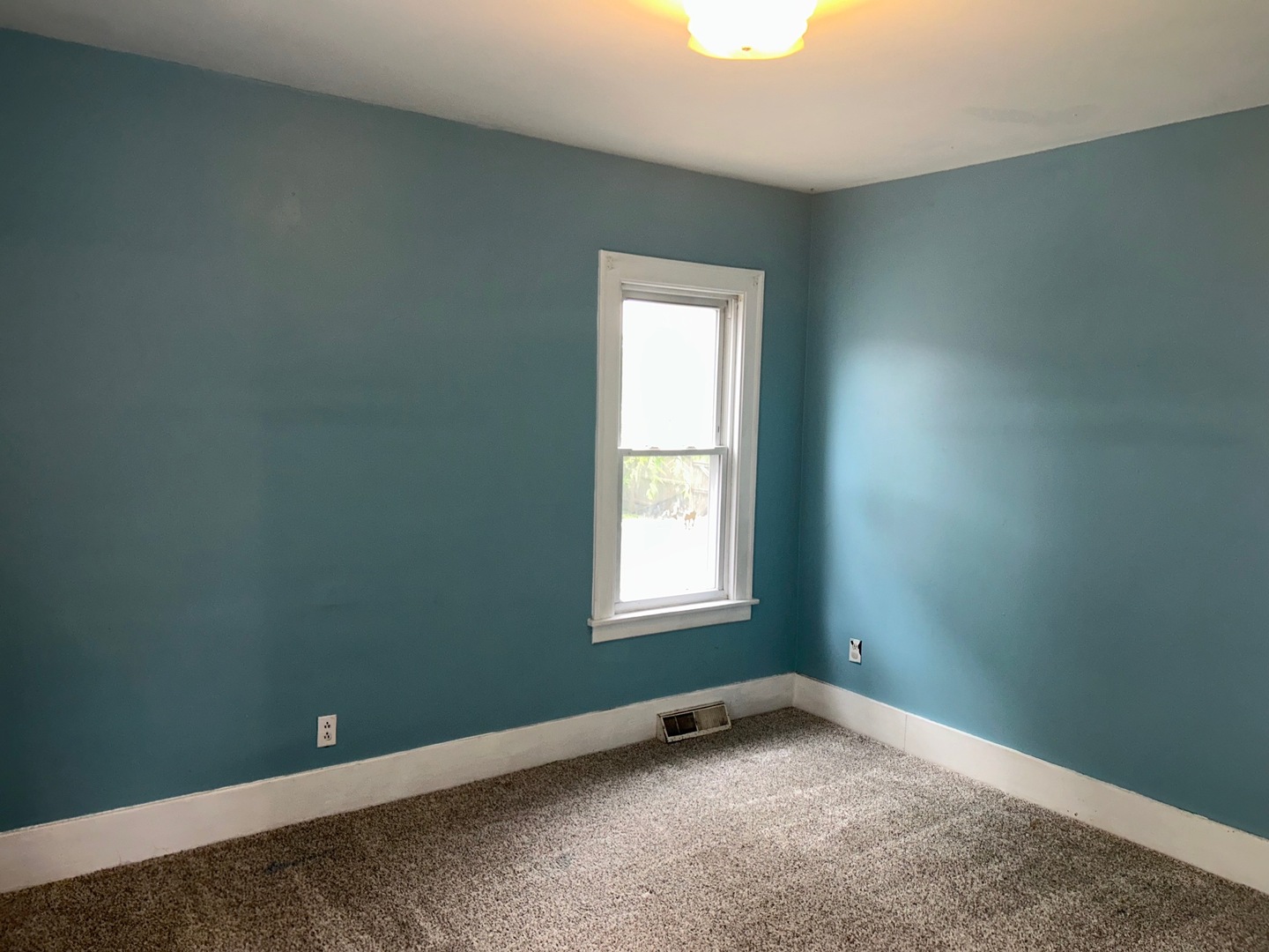 3673 Randolph Street, Lansing, IL 60438
