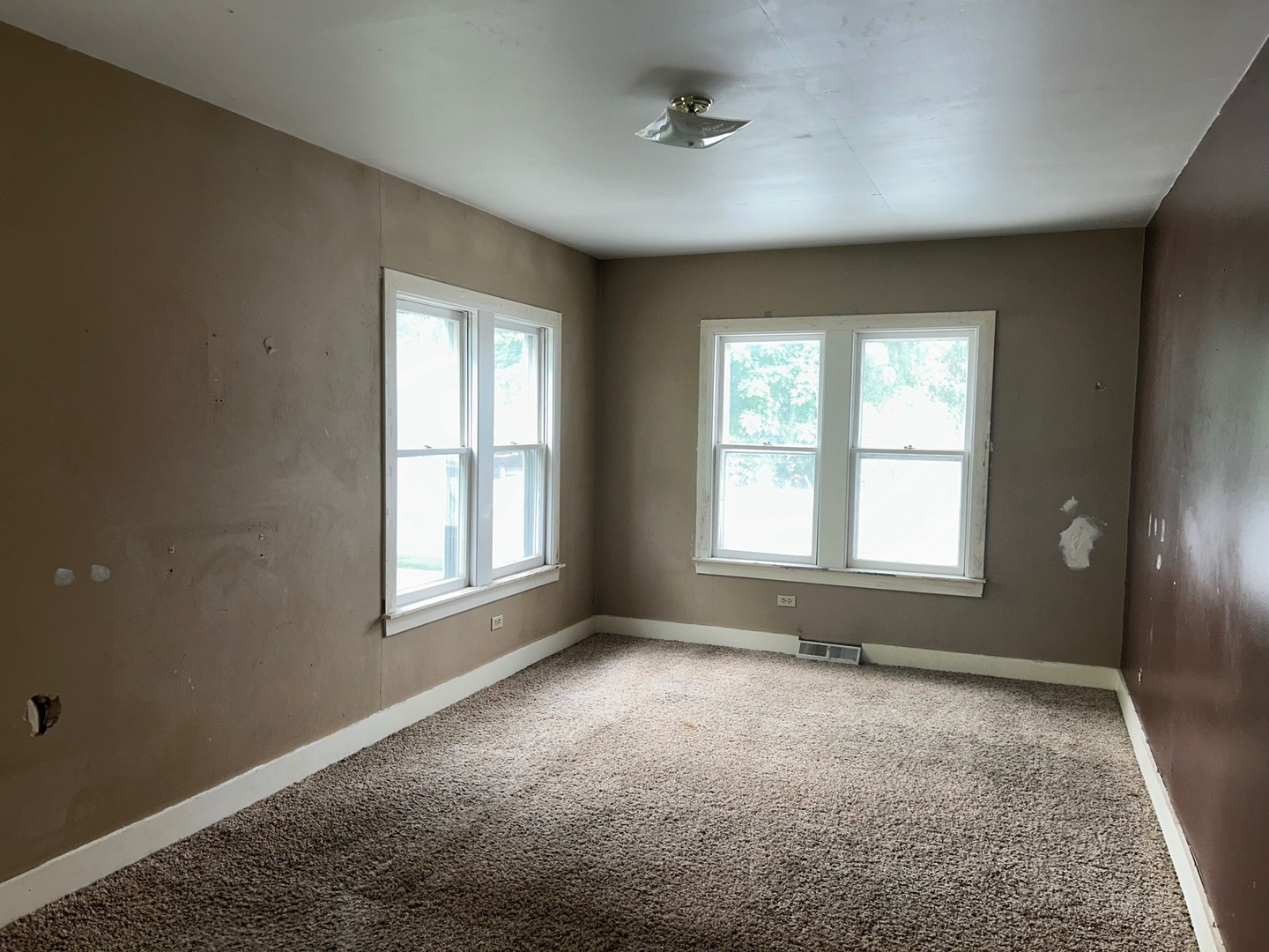 3673 Randolph Street, Lansing, IL 60438