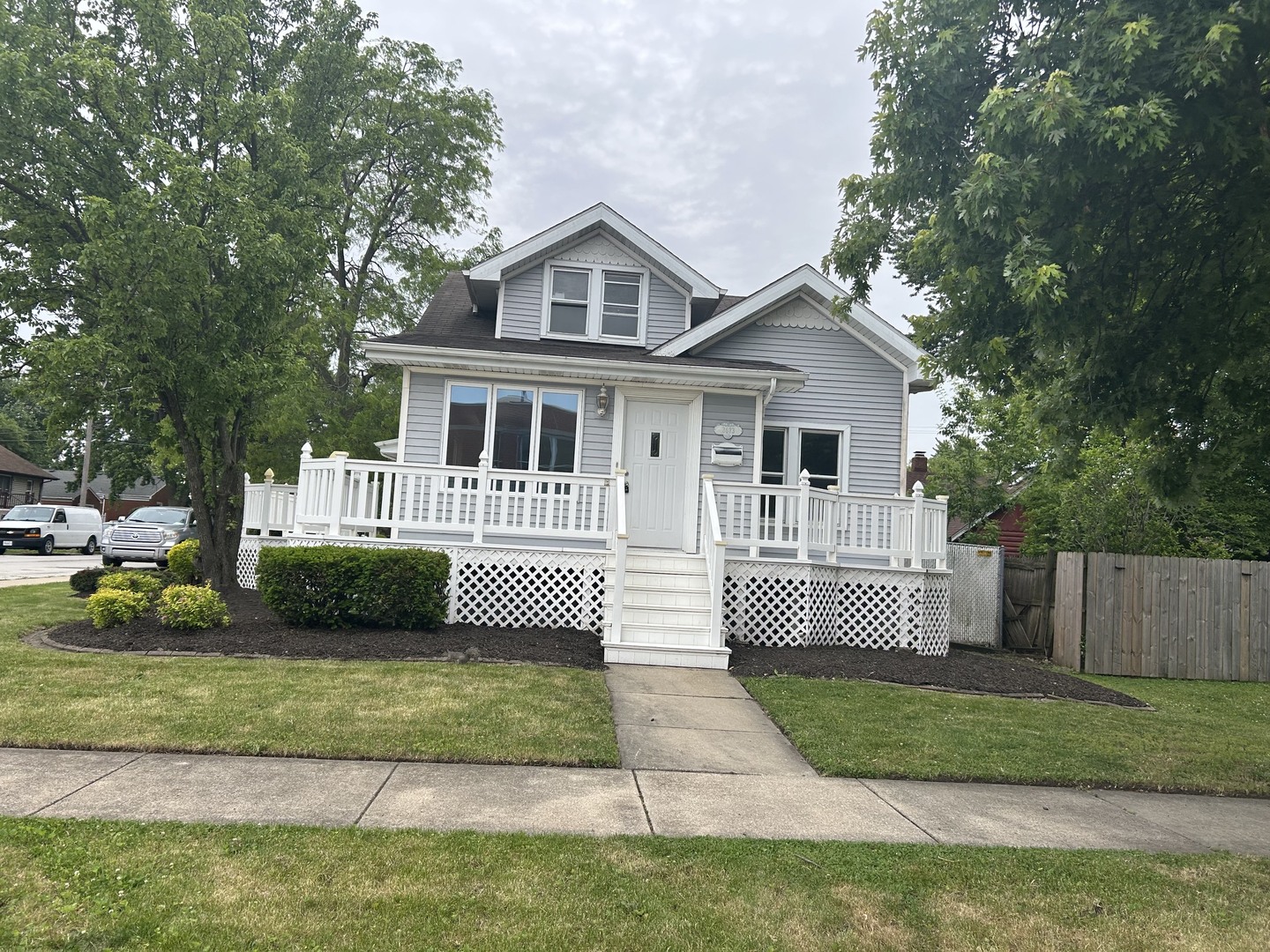 3673 Randolph Street, Lansing, IL 60438