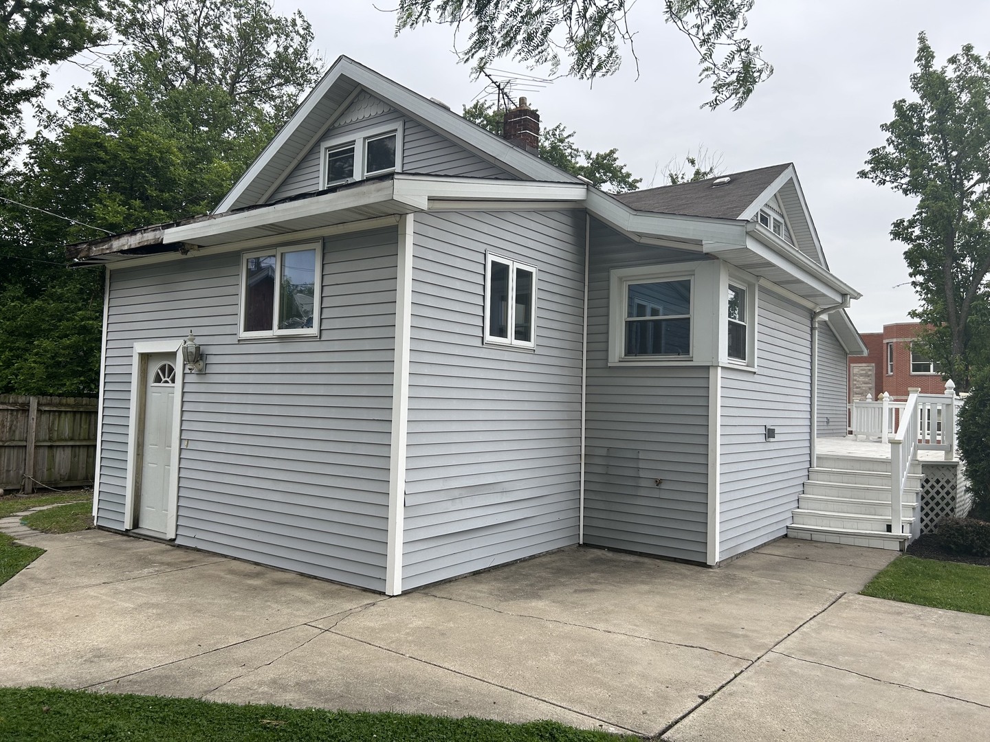 3673 Randolph Street, Lansing, IL 60438